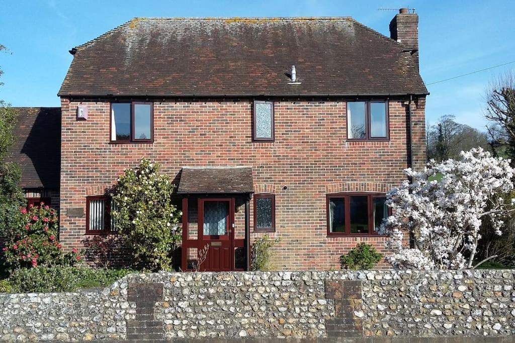 Bramley Cottage Holidays チチェスター エクステリア 写真