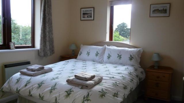 Bramley Cottage Holidays チチェスター エクステリア 写真
